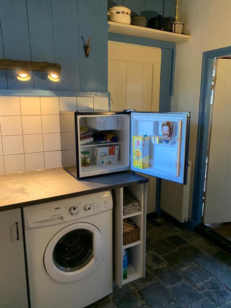 Vakantiehuis In Friesland Voor De Hele Familie Huns ภายนอก รูปภาพ